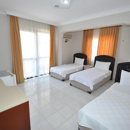 Defne&Zevkim Hotel Marmaris Buitenkant foto