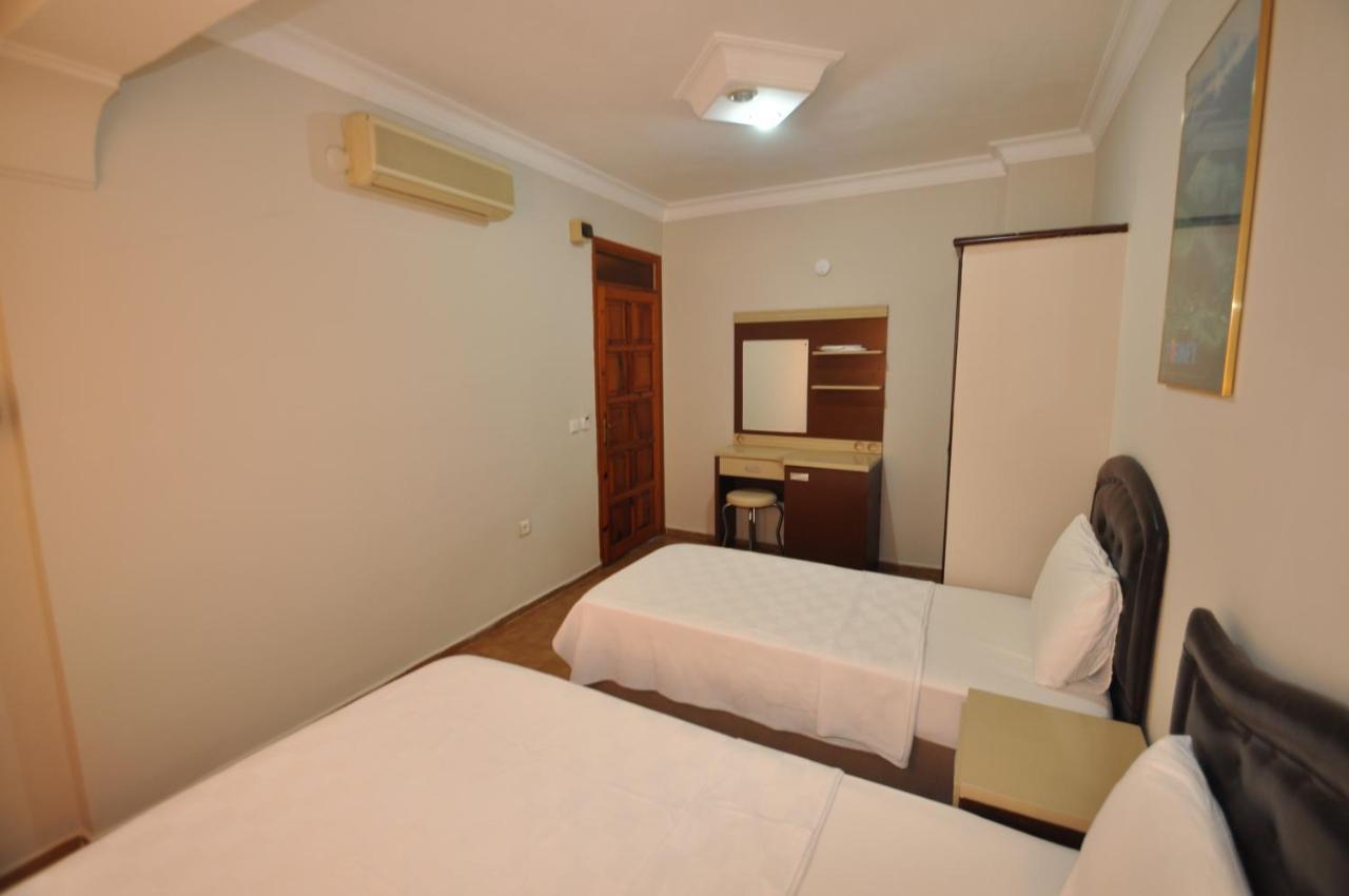 Defne&Zevkim Hotel Marmaris Buitenkant foto