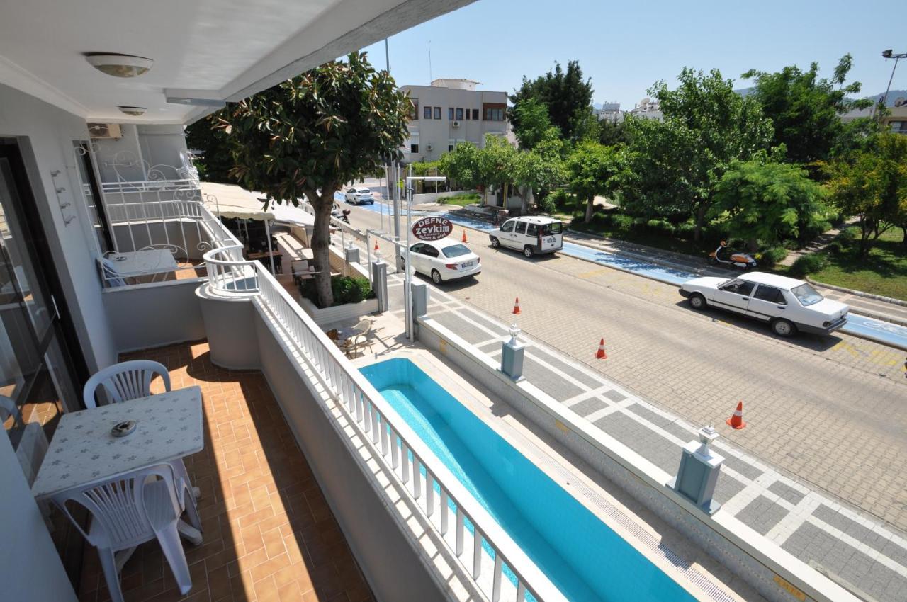 Defne&Zevkim Hotel Marmaris Buitenkant foto