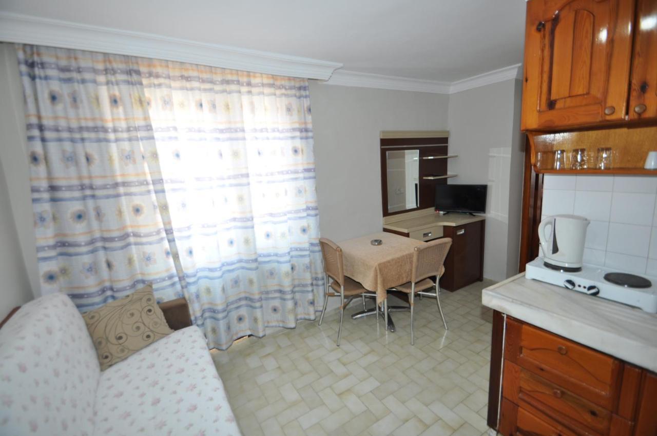 Defne&Zevkim Hotel Marmaris Buitenkant foto
