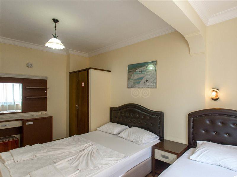 Defne&Zevkim Hotel Marmaris Buitenkant foto
