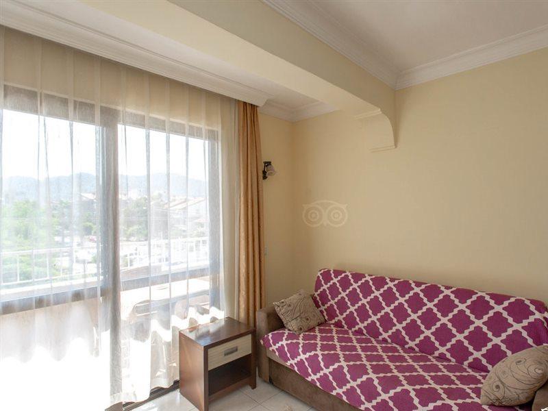 Defne&Zevkim Hotel Marmaris Buitenkant foto